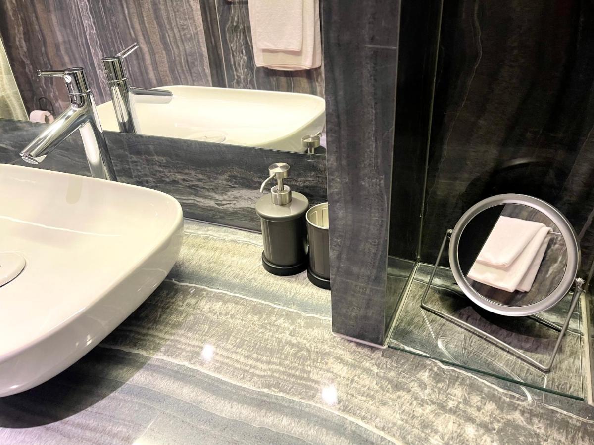 Mangio Dubrovnik Silver Luaran gambar